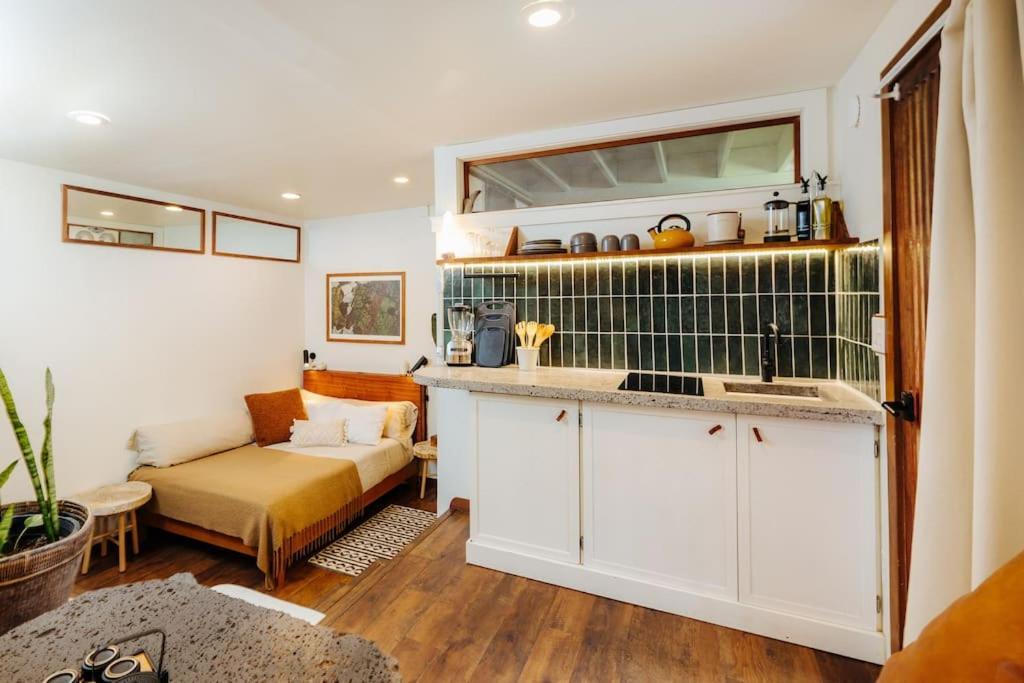 The Pohaku Studio At The Koi House Kailua-Kona Bagian luar foto
